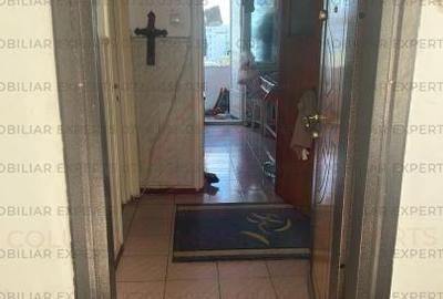 Apartament cu 2 camere decomandat, mobilat în Central