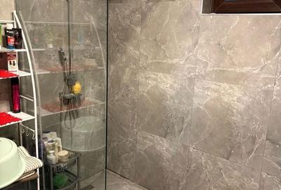 Casă cu 3 camere decomandat în Central - 11