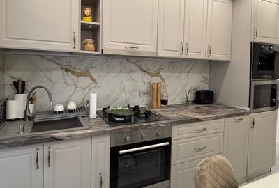 APARTAMENT DE LUX PE BULEVARDUL DECEBAL in INIMA CAPITALEI - 2