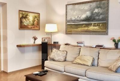 Apartament cu 5 camere decomandat în Take Ionescu