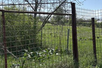 Teren de 1600 mp, în Stupărei - 2