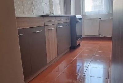 Direct proprietar inchiriez garsoniera  400 EUR in Vitan  str. Foisorului - 2
