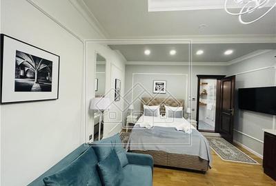 Casă individuală cu 10 camere cu Teren 500 Mp în Lazaret - 14