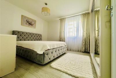 Pret negociabil pentru o singura persoana- Studio deosebit, loc parcare, etaj 2, - 2