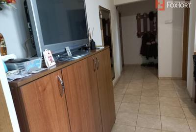Apartament cu 3 camere semidecomandat, mobilat în Lipovei - 7