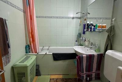 Apartament cu 3 camere decomandat în Răcădău - 8