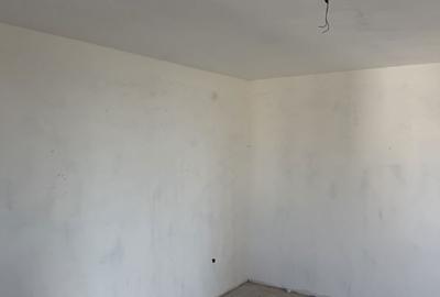 Casă cu 3 camere în Exterior Vest