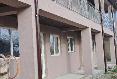 Apartament 2 camere situat in casa tip vila In apropiere de parc,gara - 1