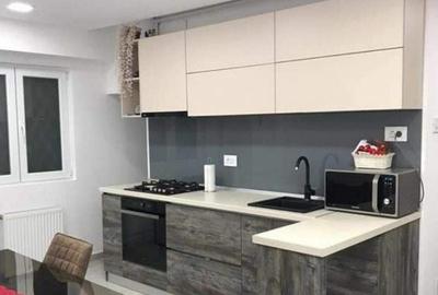 Apartament cu 3 camere decomandat, mobilat în 13 Septembrie - 4