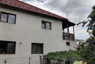 Casă cu 5 camere cu Teren 500 Mp în Mărăcineni - 9