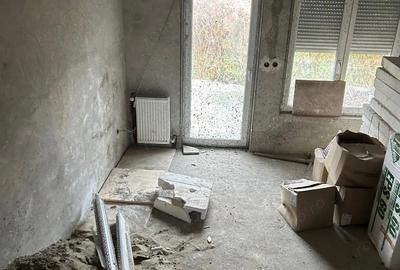 Casă cu 6 camere cu Teren 200 Mp în Odobescu - 4