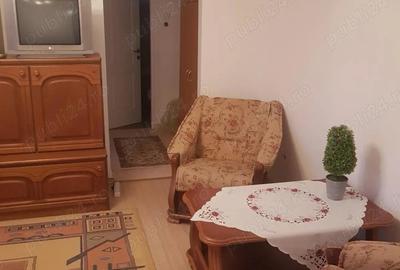 Inchiriez apartament - 2