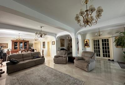 Vila superba cu vedere la lac - posibilitate alipire teren cu iesire la lac - 18