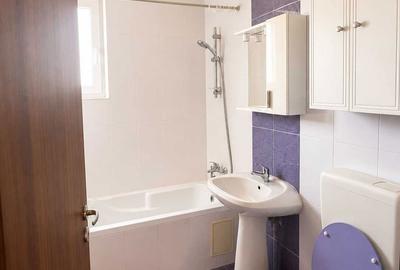 Apartament cu 3 camere semidecomandat în Central - 4