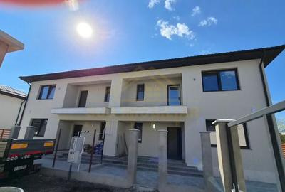 Casă individuală cu 3 camere cu Canalizare în Central - 33