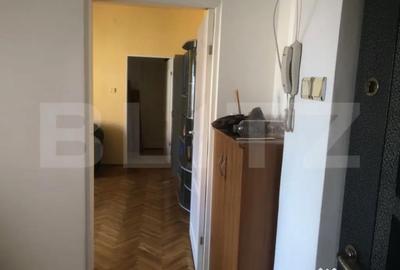 Apartament cu 3 camere semidecomandat în Central - 4