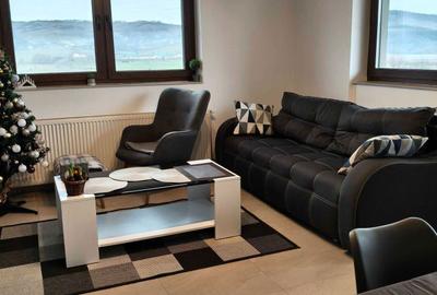 Apartament cu 3 camere decomandat în Central - 2