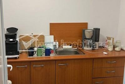 Spațiu comercial, de 615 mp, în Florești - 1