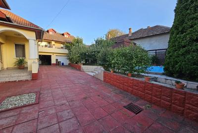 Casă cu 5 camere cu Teren 978 Mp în Central - 3