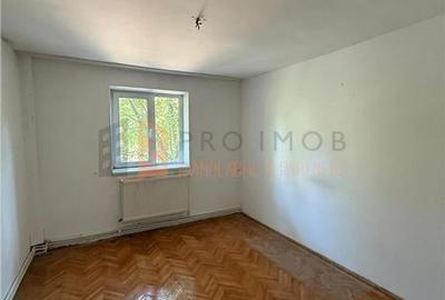 Apartament 3 camere cf 2  semidecomandat zona Micro 14 - 3