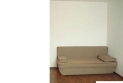 Apartament cu 2 camere decomandat în Giurgiului