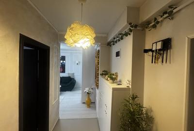 Vanzare apartament de 3 camere Militari - 9