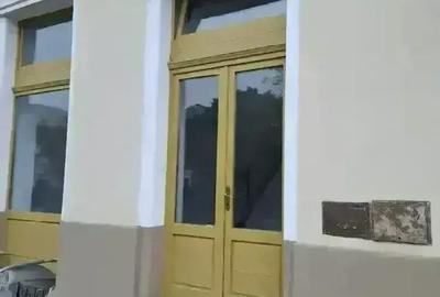 Spațiu comercial, de 48 mp, în Central - 2