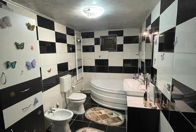 Casă cu 5 camere cu Teren 670 Mp în Săpoca - 1