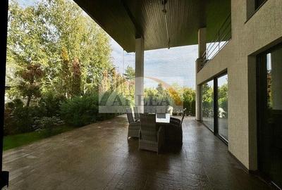 Vila lux de vanzare in cel mai dorit complex din Erou Iancu Nicolae-locatie rara - 39