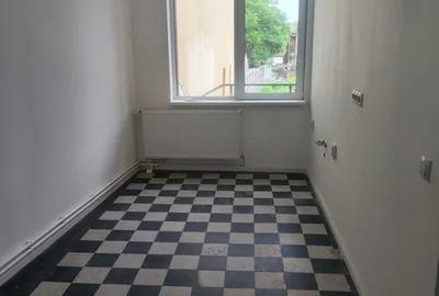 Casă individuală cu 7 camere cu Canalizare în Semicentral - 4