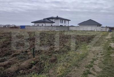 Teren de 753 mp, în Nufărul - 3
