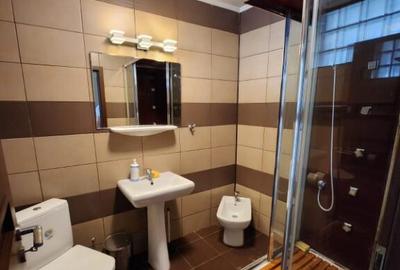 Gh Gr Cantacuzino - Mega Image et 1 in vila - 11