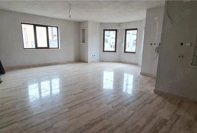 Casă cu Teren 600 Mp în Livada - 14