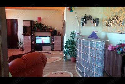 Vand apartament cu 3 camere - 9