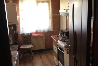 Apartament cu 3 camere decomandat în Dârste - 7