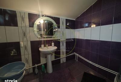 Casă cu 5 camere cu Teren 504 Mp în Cârcea - 12