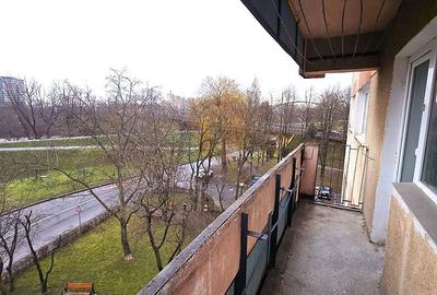 Apartament cu 4 camere în Micro 16 - 13