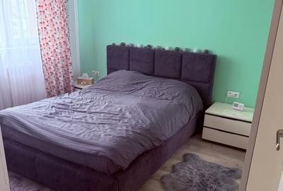 Vând apartament 2 camere decomandat , confort 1 -str. Mehedinți - 7