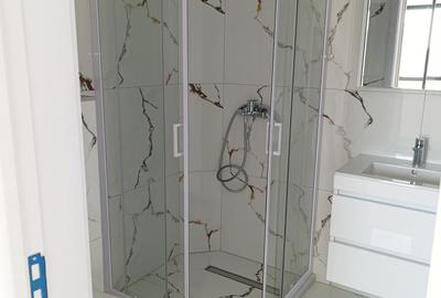 Bloc nou - apartament modern, 3 camere, tavan barrisol, etaj intermediar - 8