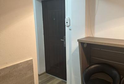 Garsonieră decomandată în Exterior Vest - 2