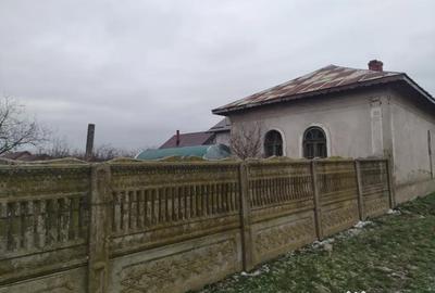 Teren de 1080 mp, în Coșoveni - 1