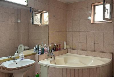 Casă individuală cu 5 camere cu Canalizare în Dobroești - 12