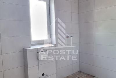 Jumatate de duplex pe parter cu 3 camere si 2 bai, Sag - 7