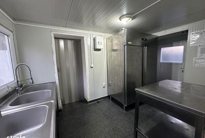 Spațiu comercial, de 25 mp, în Central - 7