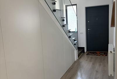 Casă cu 4 camere cu Teren 165 Mp în Nord - 10
