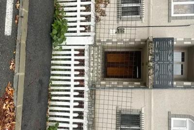 Casă cu 3 camere în Central - 2