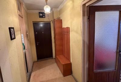 Garsonieră decomandată în Universitate - 2