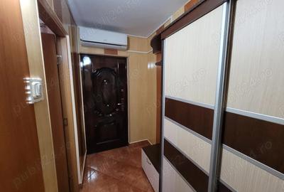 Vand apartament 2 camere - 2