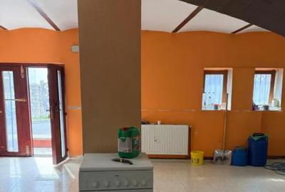 Casă cu 8 camere cu Teren 502 Mp în Castelul Peleș - 14