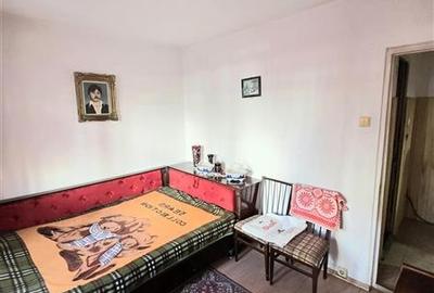 Apartament cu 3 camere decomandat în Inel II - 3